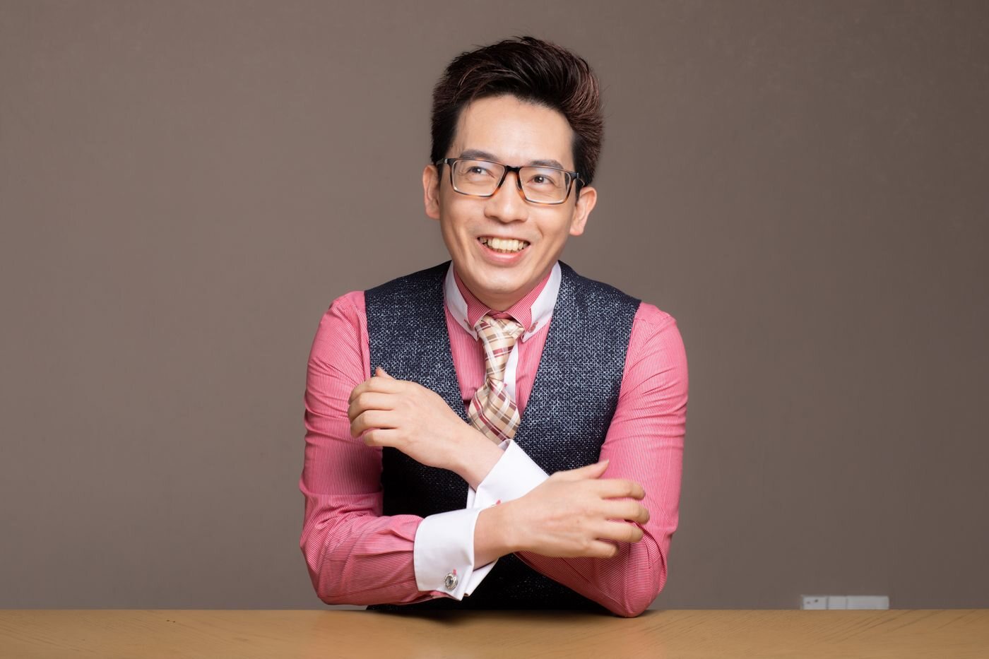 FIGS 创始人郭老师肖像
